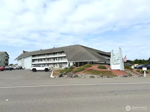 651 Ocean Shores Blvd NW #108, Ocean Shores, WA 98569