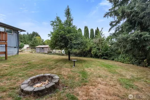 Exterior - 1003 E St, Vader, WA 98593 photo 9 of 9
