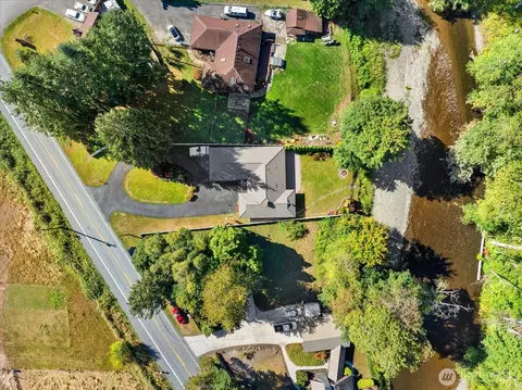 628 Russell Rd, Snohomish, WA 98290