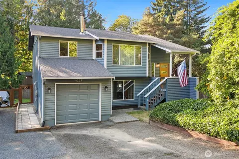 9228 49th Ave W, Mukilteo, WA 98275