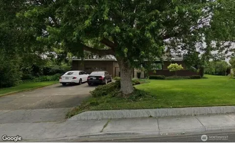 614 N Crestview Dr, Moses Lake, WA 98837