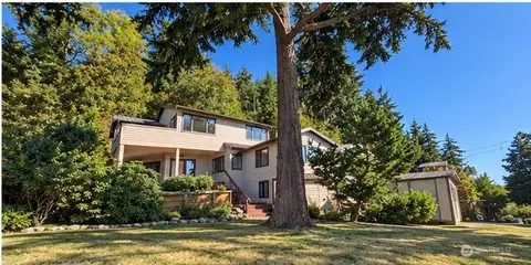 3659 Shorewood Ave, Greenbank, WA 98253