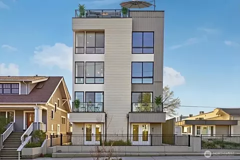 6211 12th Ave NE, Seattle, WA 98115