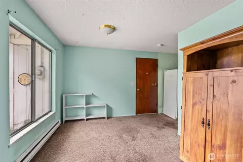 Bedroom - 1222 Crescent, Raymond, WA 98577 photo 1 of 4