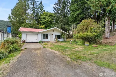 Exterior - 1222 Crescent, Raymond, WA 98577 photo 2 of 4