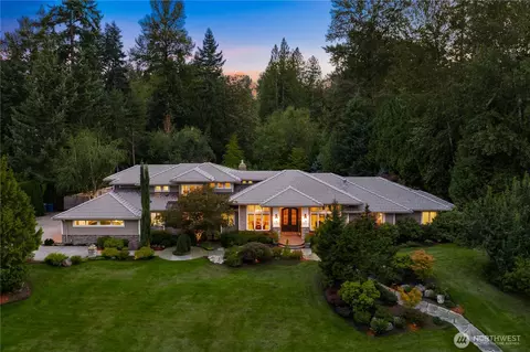 24733 SE Windsor Blvd, Sammamish, WA 98074