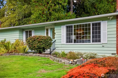 7775 SE Blake View Dr, Port Orchard, WA 98366