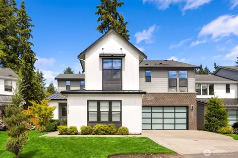 8762 NE Winslow Grove Ct, Bainbridge Island, WA 98110