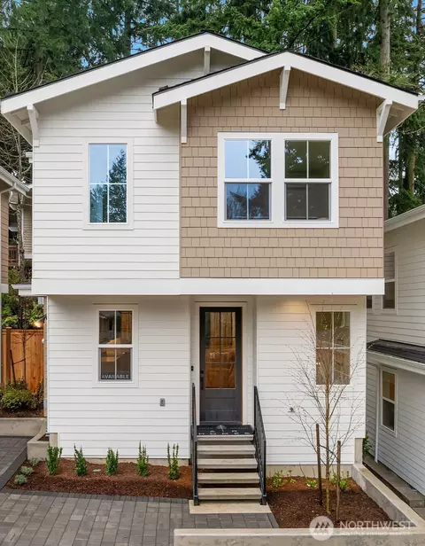 11812 NE 103rd Pl, Kirkland, WA 98033