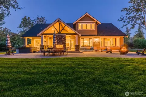 15178 SE 330th Way, Auburn, WA 98092