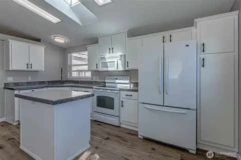 Kitchen - 17712 19th Avenue Ct E, Spanaway, WA 98387 photo 5 of 5