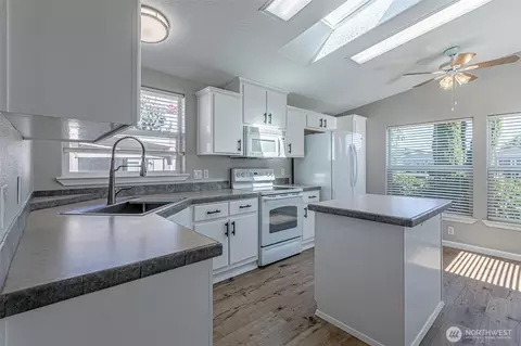 Kitchen - 17712 19th Avenue Ct E, Spanaway, WA 98387 photo 2 of 5