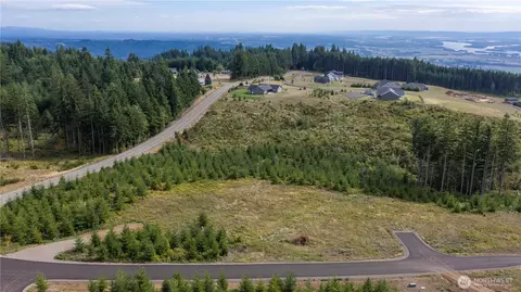 187 Talon Ct, Kalama, WA 98625