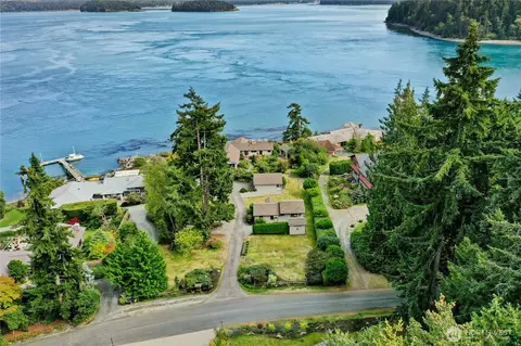 15675 Yokeko Dr, Anacortes, WA 98221