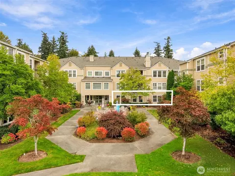 4133 224th Ln SE #101, Issaquah, WA 98029