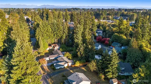 View/Area - 2826 York Rd, Everett, WA 98204 photo 3 of 3