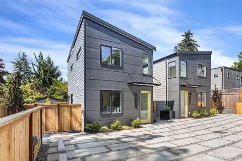 8039 Wallingford Ave N #C, Seattle, WA 98103