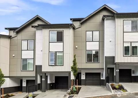 16830 20th Ave W #B6, Lynnwood, WA 98037