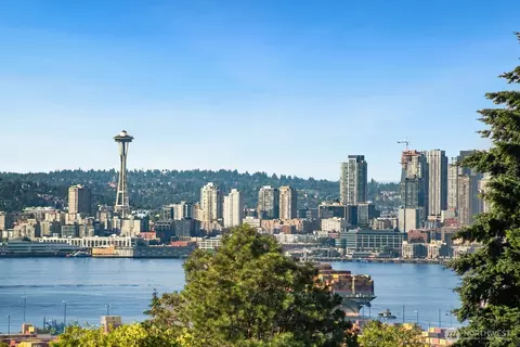 5053 35th Ave SW, Seattle, WA 98126