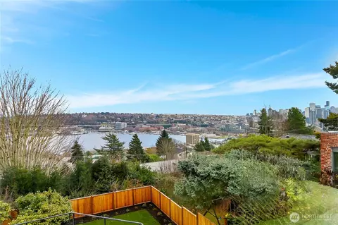 1612 5th Ave N, Seattle, WA 98109