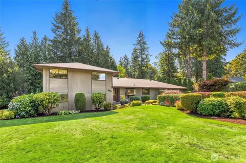 12231 SE 233rd St, Kent, WA 98031