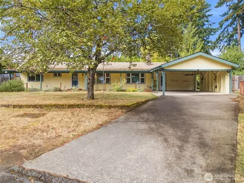 7738 Long Lake Ct SE, Lacey, WA 98503