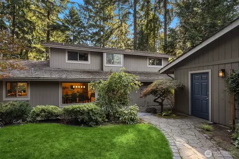 8539 SE 79th Pl, Mercer Island, WA 98040