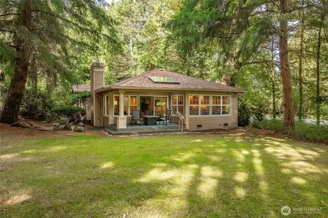 9166 Gleneagle Dr #9, Blaine, WA 98230
