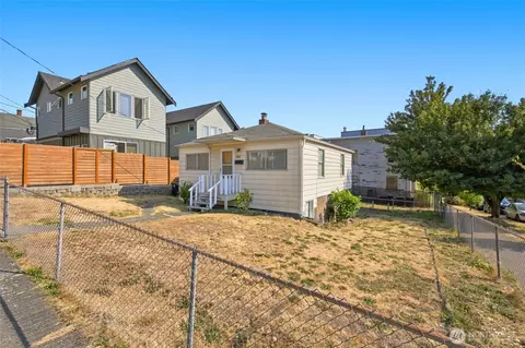Exterior - 1403 E Alder St, Seattle, WA 98122 photo 2 of 2