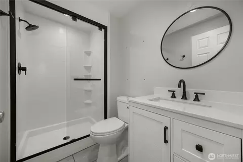 Bath - 5017 120th Pl SE, Everett, WA 98208 photo 1 of 2