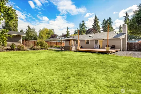 Exterior - 5017 120th Pl SE, Everett, WA 98208 photo 3 of 3