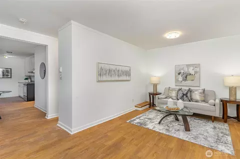 403 Terry Ave #. 2, Seattle, WA 98104