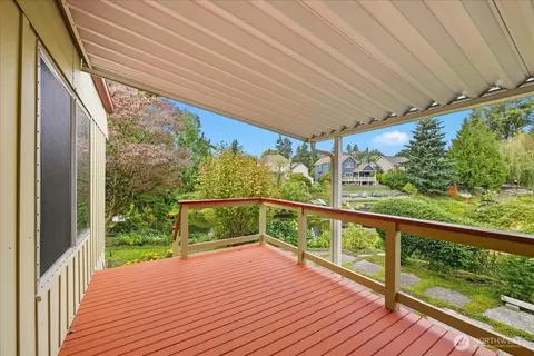 Exterior - 11330 E Riverside Dr #40, Bothell, WA 98011 photo 2 of 4