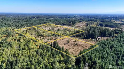 13409 Algyer Rd SE, Rainier, WA 98576