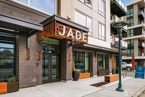 11903 NE 128th St #109, Kirkland, WA 98034