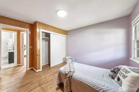 Bedroom - 415 S 4th Ave, Walla Walla, WA 99362 photo 2 of 6