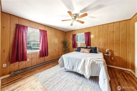 Bedroom - 415 S 4th Ave, Walla Walla, WA 99362 photo 4 of 6