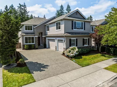 6701 W Crest View Loop SE, Snoqualmie, WA 98065