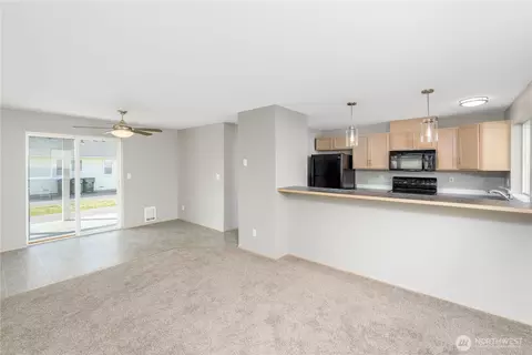 Living - 121 Alpine Loop, Sequim, WA 98382 photo 8 of 10