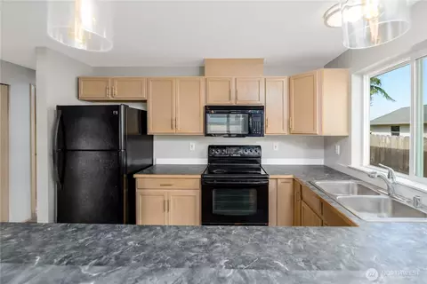 Kitchen - 121 Alpine Loop, Sequim, WA 98382 photo 1 of 4