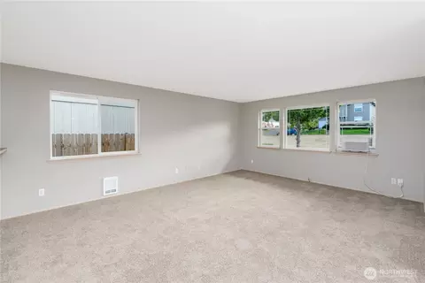 Living - 121 Alpine Loop, Sequim, WA 98382 photo 4 of 10