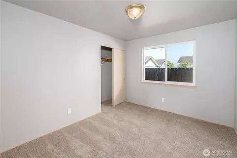 Bedroom - 121 Alpine Loop, Sequim, WA 98382 photo 5 of 8
