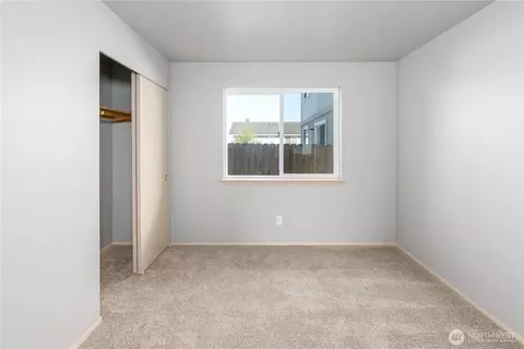Bedroom - 121 Alpine Loop, Sequim, WA 98382 photo 6 of 8