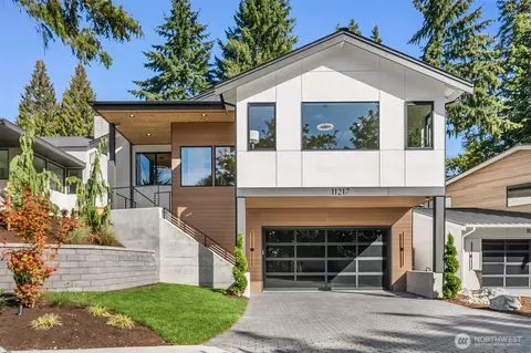 11217 NE 103rd Pl, Kirkland, WA 98033