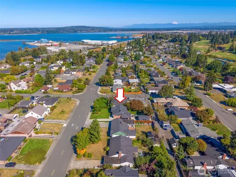View/Area - 709 Colby Ave, Everett, WA 98201 photo 1 of 3