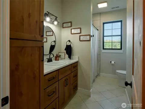 Bath - 422 Park Rd, Winlock, WA 98596 photo 5 of 5