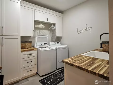 Other - 422 Park Rd, Winlock, WA 98596 photo 3 of 6