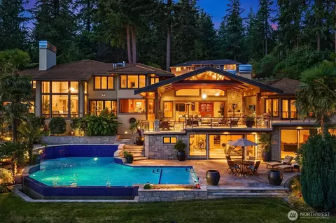 3532 207th Ave SE, Sammamish, WA 98075