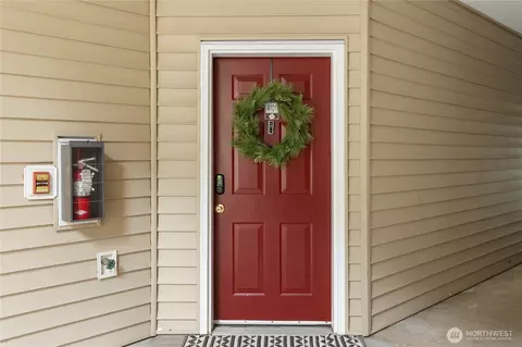 Entry Way - 15300 112th Ave NE #A101, Bothell, WA 98011 photo 1 of 1
