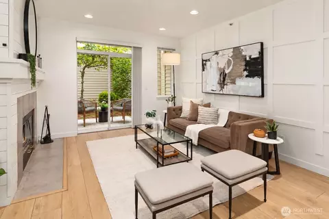 Living - 15300 112th Ave NE #A101, Bothell, WA 98011 photo 3 of 4